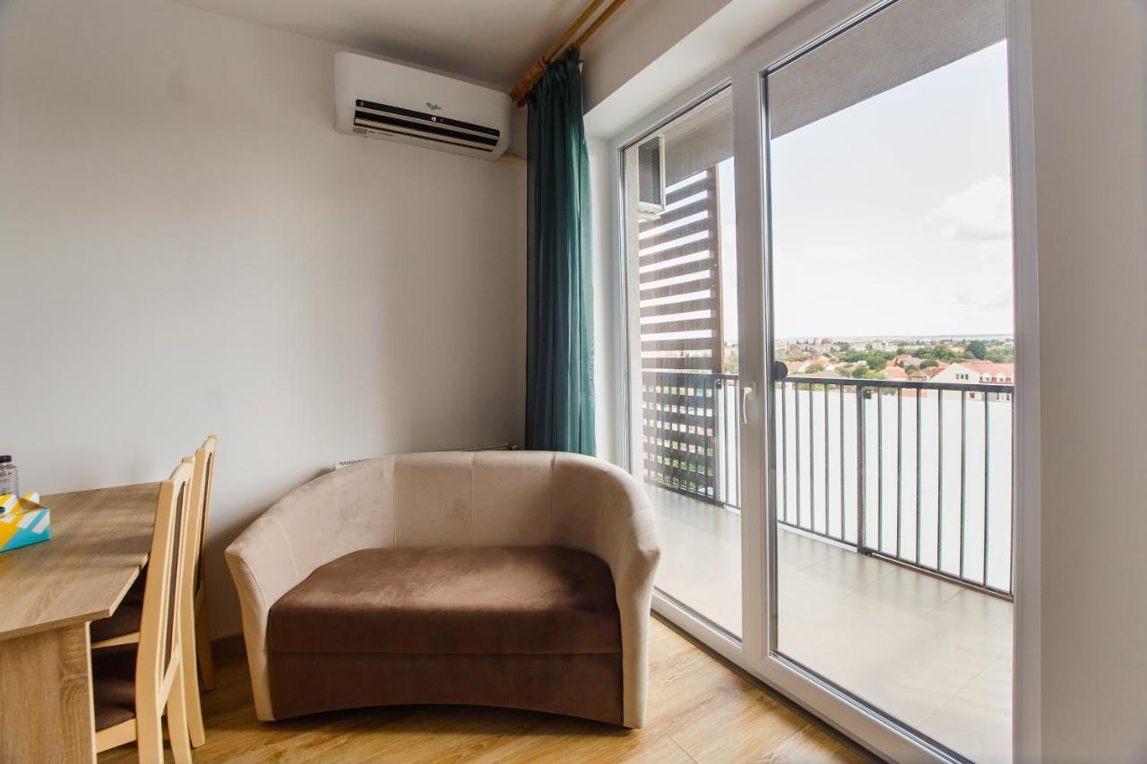 Sunny View 2 Bedroom Central Apartment Oradea Dış mekan fotoğraf