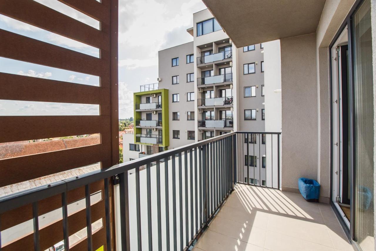 Sunny View 2 Bedroom Central Apartment Oradea Dış mekan fotoğraf